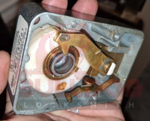safe lock open